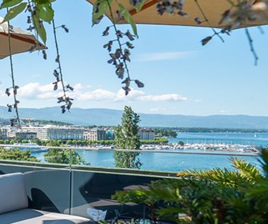 Beautiful view of Lake Geneva from the terrace of the Hotel Métropole.