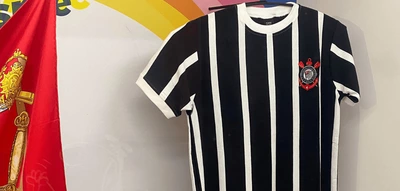 Maillot de football du S. C. Corinthians Paulista, 1977.