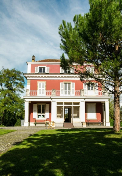 Villa Bernasconi et aperçu du parc