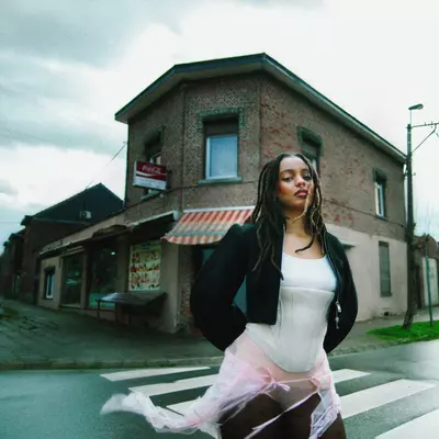 RADAR CRÉATIVES: CAMILLE YEMBE Camille Yembe de face