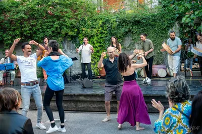 Moment de danse lors de la journée portes ouvertes des ADEM