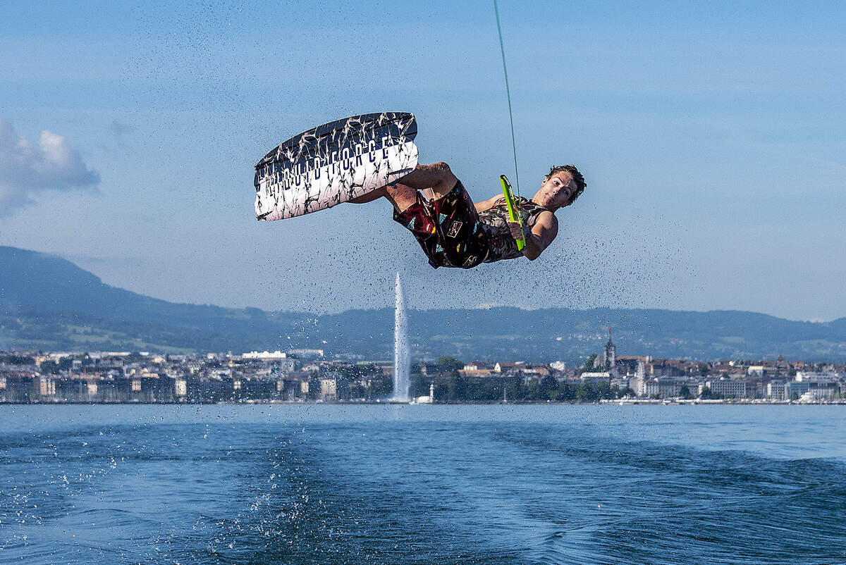 WakeUp Wakeboard & Wake Surf Geneva Tourism