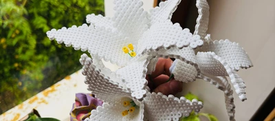 Iron-on bead workshop: create your timeless bouquet (adults) fleurs faites de perles à repasser