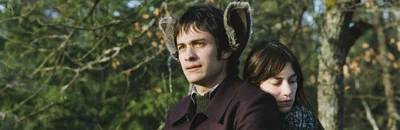 Charlotte Gainsbourg, Gael García Bernal et ses oreilles perdu-es dans les couloirs sinueux de la narration non linéaire.