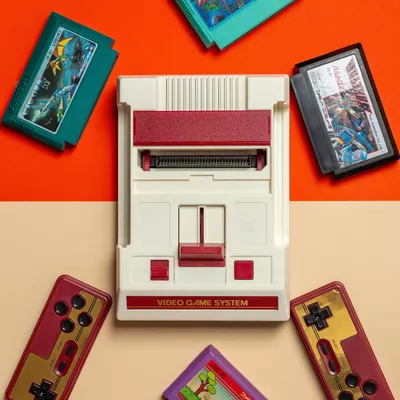 An evening to discover and try out video games at the Bibliothèque de la Cité Une NES et des cartouches de jeux vidéo