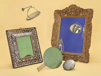 "Summer special": an object, a sound, a story : discover Sobo's tree Images de plusieurs miroirs