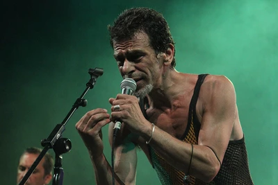 GNAWA DIFFUSION LIVE AT THE ALHAMBRA GENEVA photo de Amazigh Kated leader du groupe et fils de Kateb Yassine