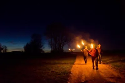 HALLOMANIA – Torchlit walk & local aperitif at Le Salève Marche aux flambeaux au Salève